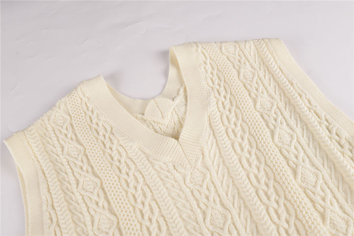 2024 New Custom Knit Sweater Drawstring Buckle Design Winter Lady Knitted Clothing Women Vest Large-Scale Manufacturing