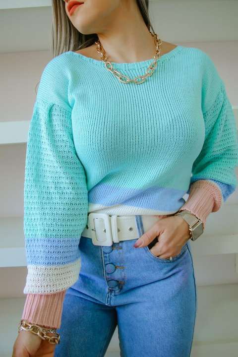 2024 New Spring Cute Women's Elegant Horn Sleeve Solid Color Contrast Lady Knit Sweater Clothing Wholesale Bulk Supply