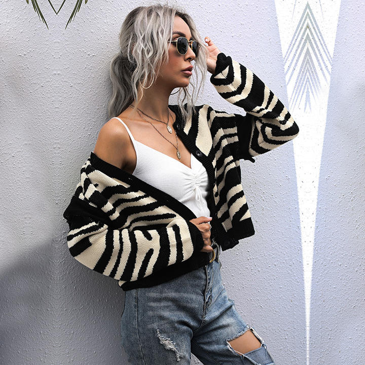 2024 Wholesale Manufactory Casual Design Foreign Trade Zebra Pattern Cardigan Knit Sweater Short Woman Clothing Quality Manufacturing Direct