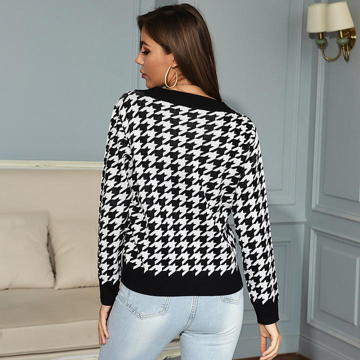 Casual Design Women Long-Sleeved Bird Pattern Checkered Jacquard V-Neck Base Knit Sweater Pullover ODM Manufacturing