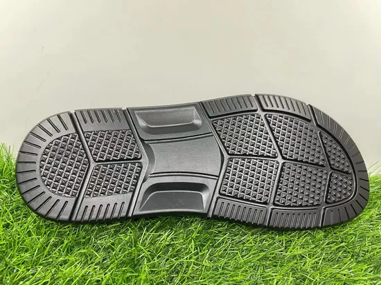 PU Men′s Slipper Sole Outdoor Sandal Soles New Design Soles