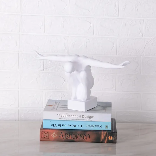 Modern Home Interior Sculptures Resin Man Statue Luxury Home Decor