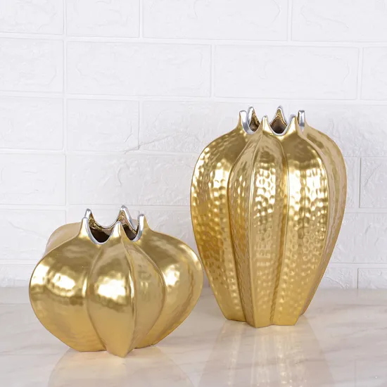 Modern White and Gold Resin Flower Vase for Home Decoration