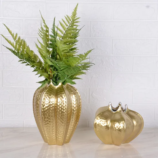 Modern White and Gold Resin Flower Vase for Home Decoration