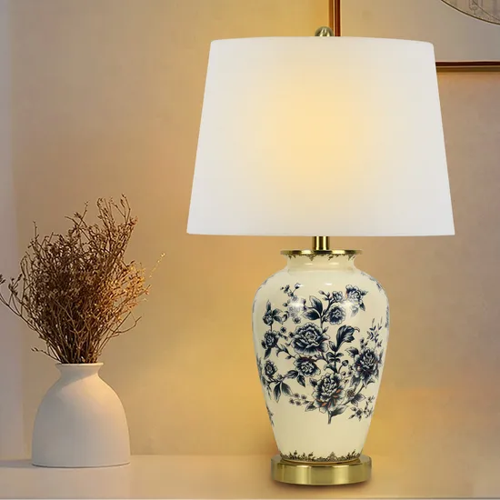 Chinese Style Flower Shaped Ceramic Table Lamp Living Room Luxury Modern Antique Classical Ceramic Table Lamp