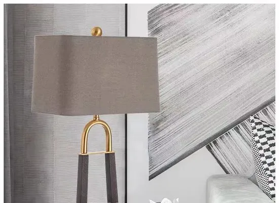 Iron Light Luxury Hotel Bedroom Bedside Table Lamp Simple