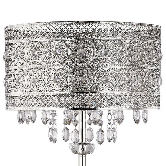 Light Luxury and Elegant European Metal Texture Hollow Carved Pattern Gorgeous Crystal Bead Chain Decoration Table Lamp