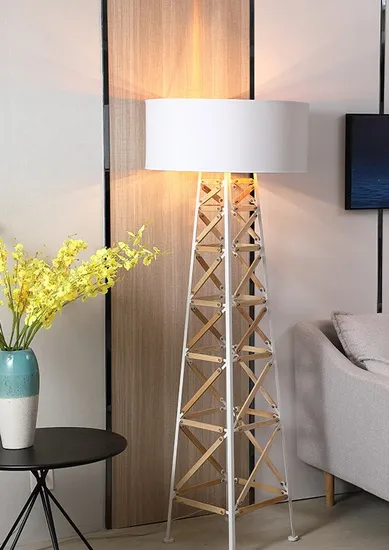 Bedroom Vertical Designer Model Room Floor Lamp Solid Wood Tower Floor Lamp