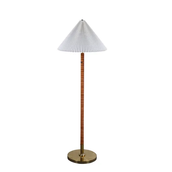 Europen Floor Lamp Conical Lampshade Floor Lamp with Rose Red Decoration Floor Lamp