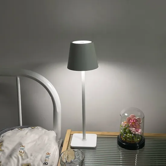 2024 New Design Restaurant Rechargeable Table Lamp Modern Cordless LED Night Light