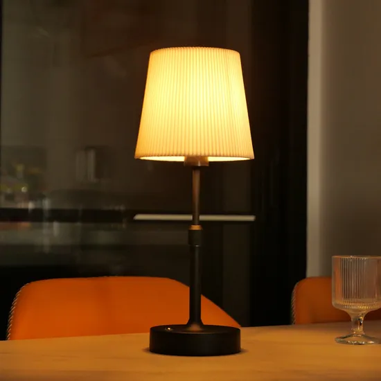 Fabric Metal Table Lamp with Telescopic Pole