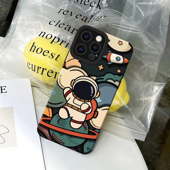 Customized Fashion Cartoon Mobile Phone Case Space Astronaut Phone Cover for Apple iPhone 7-15PRO Max Case