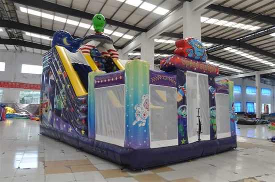 Football Team Fun City with Big Bouncer House (AQ0147)