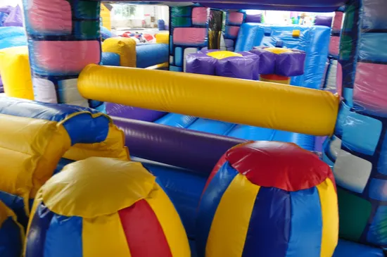 Inflatable Dinosaur Fun City with Slide (AQ187)