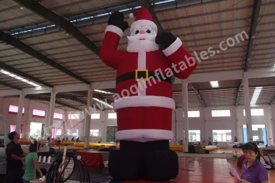 Big Christmas Inflatable Santa with Present (AQ5741)