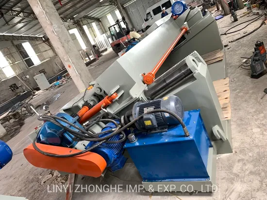 Efficient Automatic Spindle Less Peeling Cutting Machine