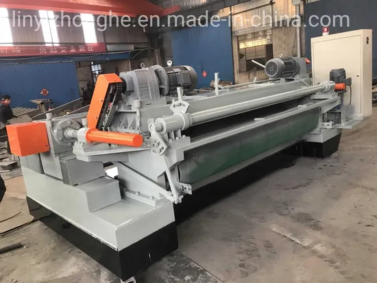 Spindle Less Veneer Peeling Cutting Machine with Guillotine