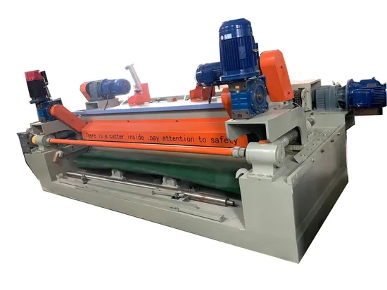 Spindleless Veneer Peeling Machine 8FT Veneer Peeling Machine