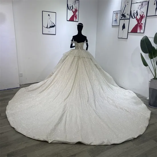 2023 Custitomized Factory Designed with Diamond and Beads Wedding Dresses for Bridal