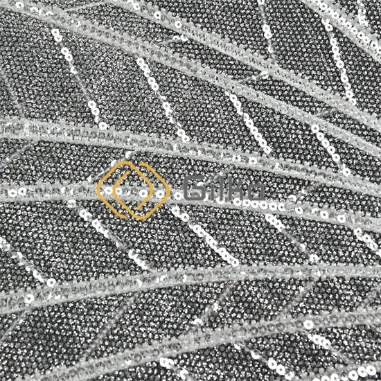 OEM Colour Custom Sexy Elegant Design Embroidery Beaded Tulle Bridal Lace Fabrics for Wedding Dresses