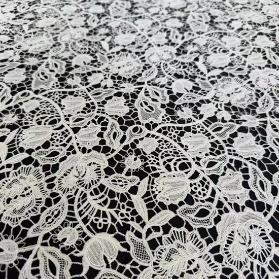 Fashion Material Polycotton White Water-Soluble Lace Fabric for Dress