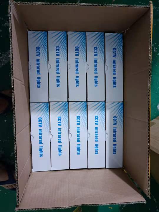 CCTV Infrared Long Range 15 pcs 42mil array  LEDs 850NM IR Illuminator Street Light Wholesale B2B Pricing Outlet