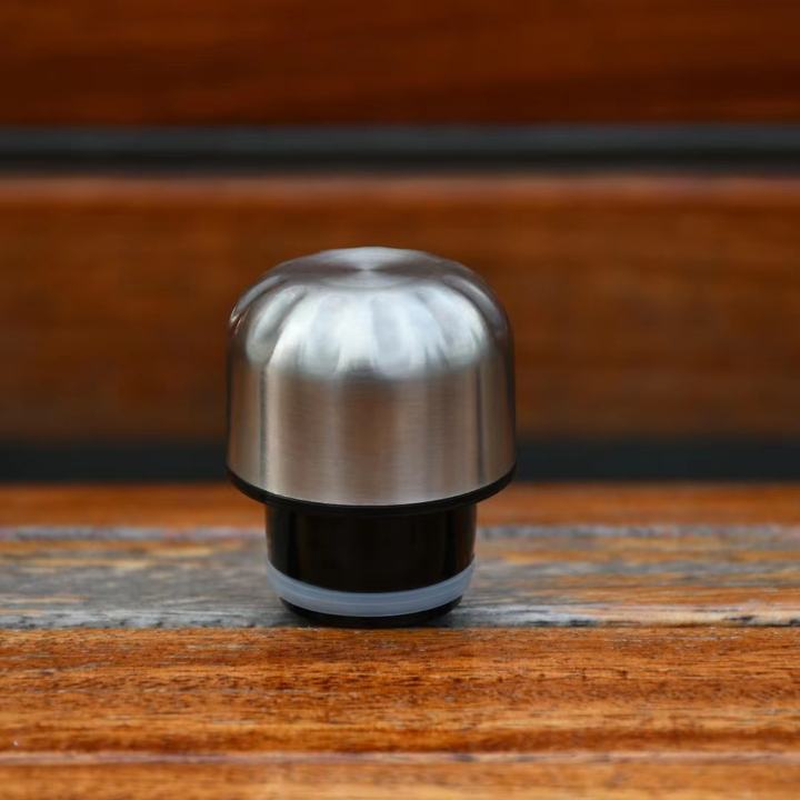 18/8 Stainless Steel Cola Shape Double Wall Vacuum Seal  Custom Thermos Gym Sport Drink Insulated Water Bottles Contract Manufacturing Hub