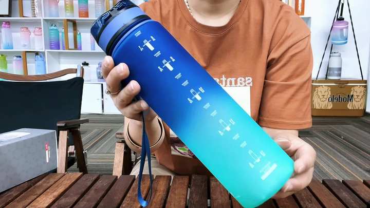 1L Portable Students water bottle Gym Bottles 32oz Large Capacity BPA Free  Tritan Sport water Bottle with filter