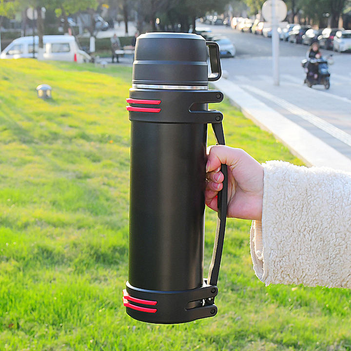 2.0L Stainless Steel Water Bottle Large Capacity Portable Double Wall Vacuum Flask 2000ml Camping Outdoor Travel Termos Pot Mugs Industrial Wholesale Pricing Supplier