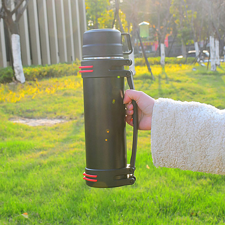 2.0L Stainless Steel Water Bottle Large Capacity Portable Double Wall Vacuum Flask 2000ml Camping Outdoor Travel Termos Pot Mugs Industrial Wholesale Pricing Supplier