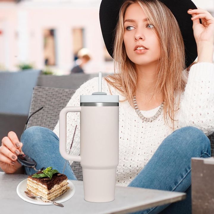 40 oz Classic Design Stainless Steel Travel Tumbler with Handgrip and Straw Vacuum Insulated and Leak Proof Double Walled Mugs Factory Wholesale Factory