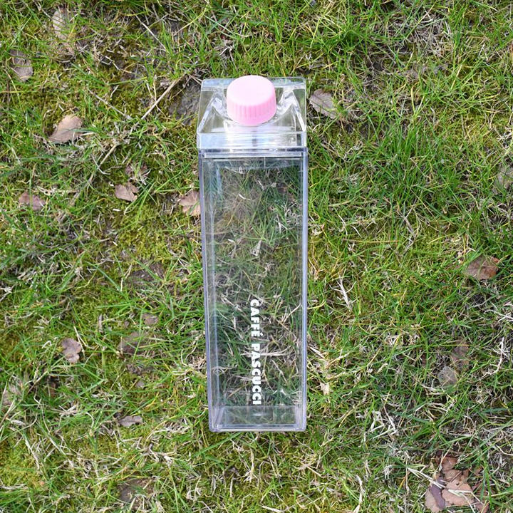 500ml Clear Milk Reusable Plastic Tumbler Cartoon Acrylic Milk Square Shaped Water Bottle Factory Wholesale Export