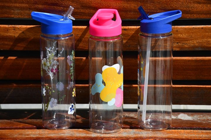 700ml Custom Sport Plastic Water Bottles With Handle And Straw Lid Bpa Free Kid Cups Chinese Wholesale Supplier
