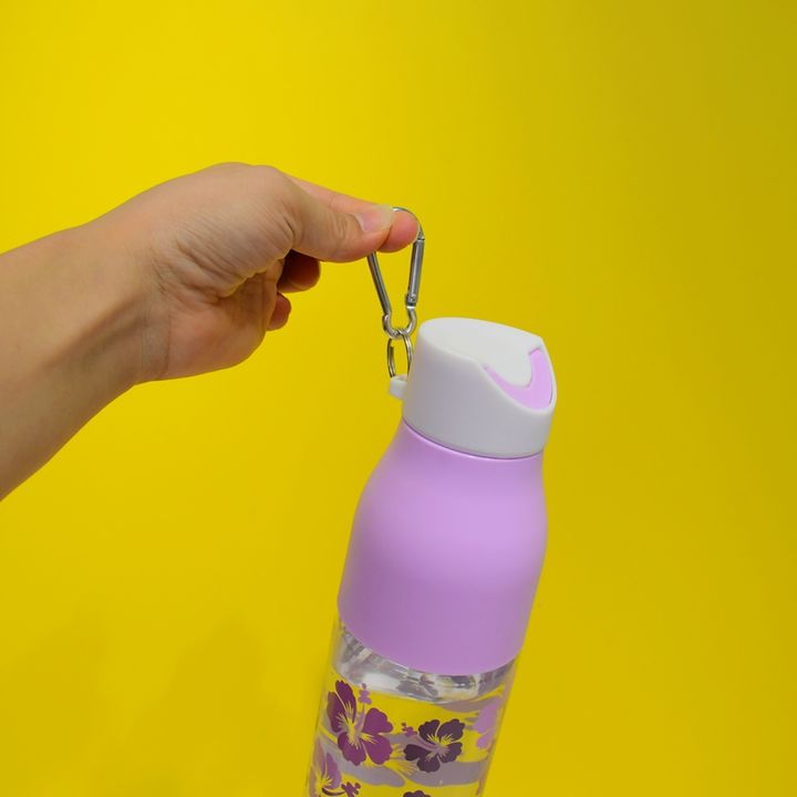 Custom Logo Food Grade 700ml Plastic Gym Camp Water Bottle with Metal Karabiner for Students Travel Unisex American Style Factory-Owned Wholesale