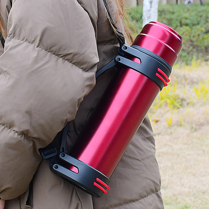 Customized 1500ml Double wall Thermos Bottle outdoor travel camping sport Stainless steel vacuum flasks with handle Custom Manufacturing