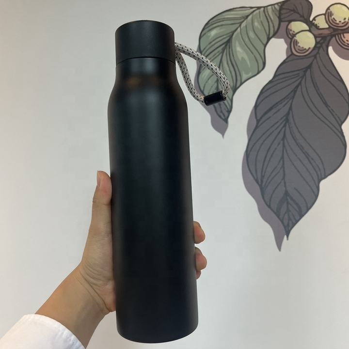 Eco-Friendly Custom Logo Double Wall vacuum tumbler 304 thermos insulated stainless steel sport water bottle with portable rope Bulk Purchase Discounts
