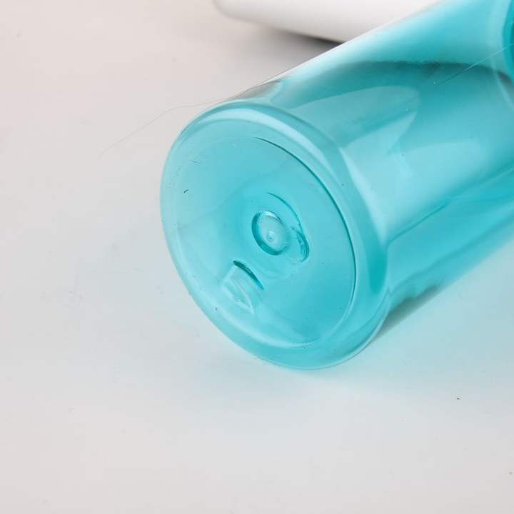 Eco Friendly Feature Drinking BPA Free 700ml Custom Plastic Water Bottle Sport Plastic Travel Bottle China OEM Supplier