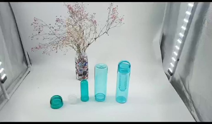 Eco-Friendly transparent food grade plastic water bottle with fruit fuser for camping Mass Market Wholesale