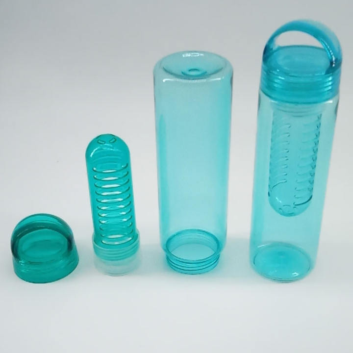 Eco-Friendly transparent food grade plastic water bottle with fruit fuser for camping Mass Market Wholesale
