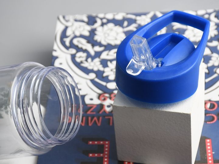 Eco Sport Water Bottle with Straw Friendly Cute Summer Bpa Free Thermal Transfer Printing Kids Cup Custom Pattern Student Unisex Industrial Exporter Operations