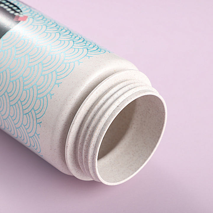 Factory OEM 700ml Eco-friendly portable durable handle Wheat Straw Rice Husk Fiber sport water bottle with leakproof lid Private Label Manufacturing Innovation