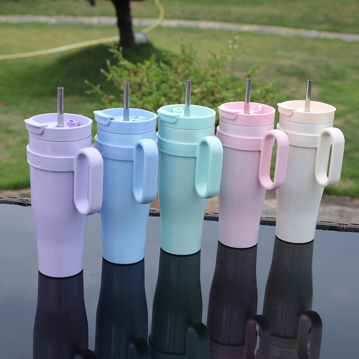 Factory OEM/ODM custom 25oz/40oz portable Outdoor Travel Thermal insulation Double wall stainless Steel Tumbler Bulk Wholesale Chain