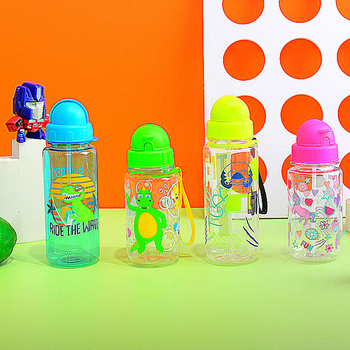 Factory direct hot sale bpa free custom cartoon OEM ideal gift cup plastic kids water bottles with straw and rope