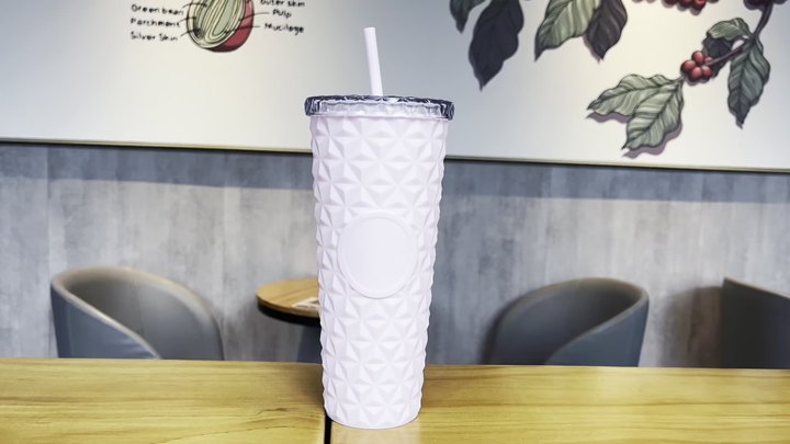 HOT sale Reusable Customize Acrylic Durian cup 710m24oz Venti double wall insulated glitter Studded Tumbler with straw Competitive Manufacturing Pricing