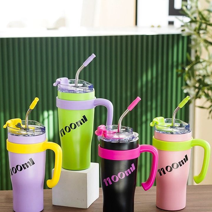 Hot sale Portable Classic style durable customized logo 1100ml stainless steel double wall travel cup with handle and straw Low-Cost Manufacturing