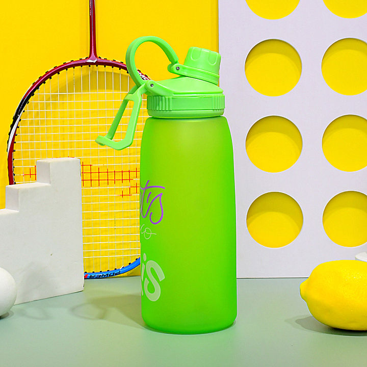 Ideal holiday gift cup Customizable patterns cute kids candy-colored spillproof sports plastic water bottle with portable handle Export Factory