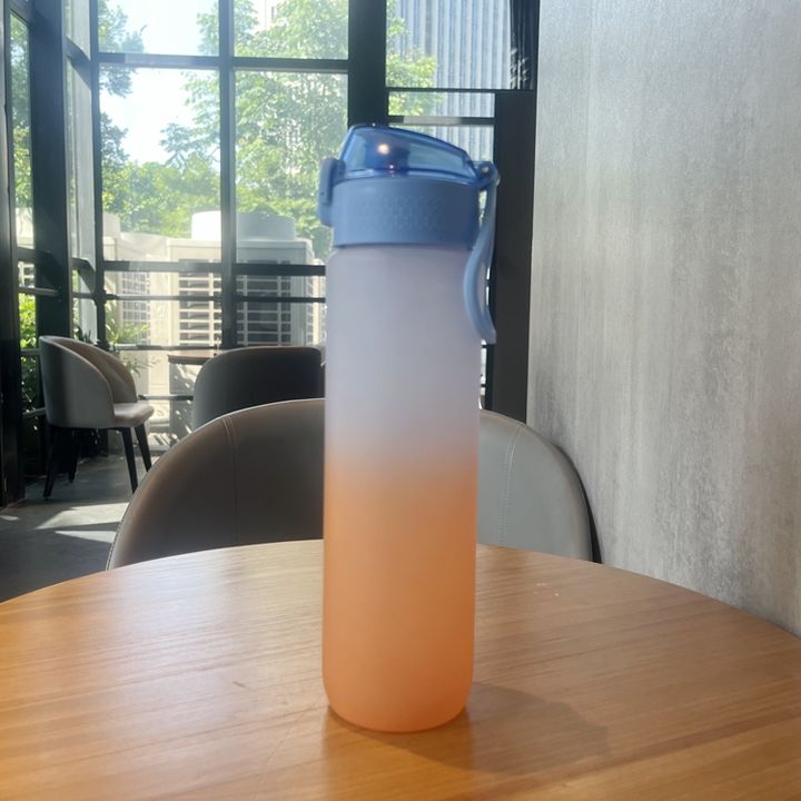 In Stock Hot Sales 32oz sport fitness gym cup 1L portable plastic orange drinkware WATER BOTTLE with bounce lid and rope Wholesale Distribution Distributor