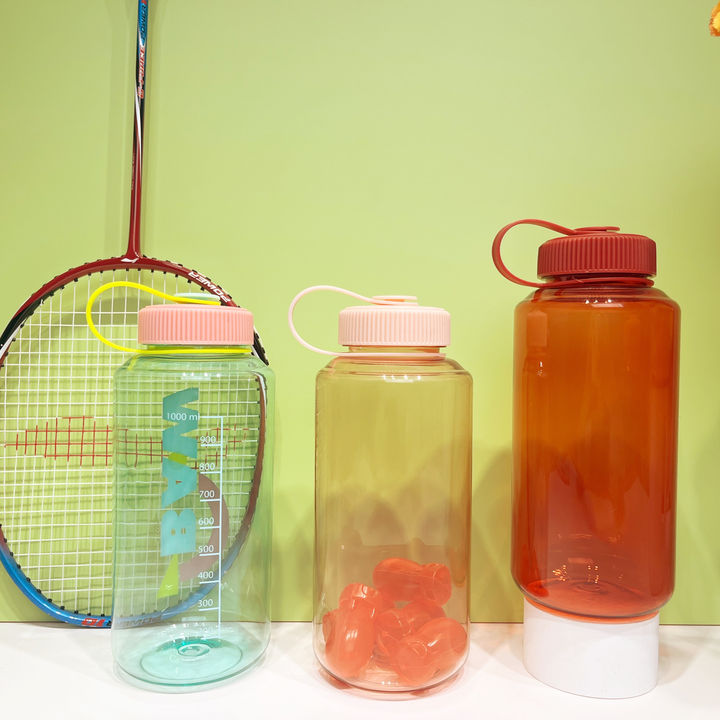 New Popular Design Eco Friendly 1100ml Plastic Bottle Sport Customized Bpa Free Water Bottle For Outdoor Rapid Production Solutions Trade