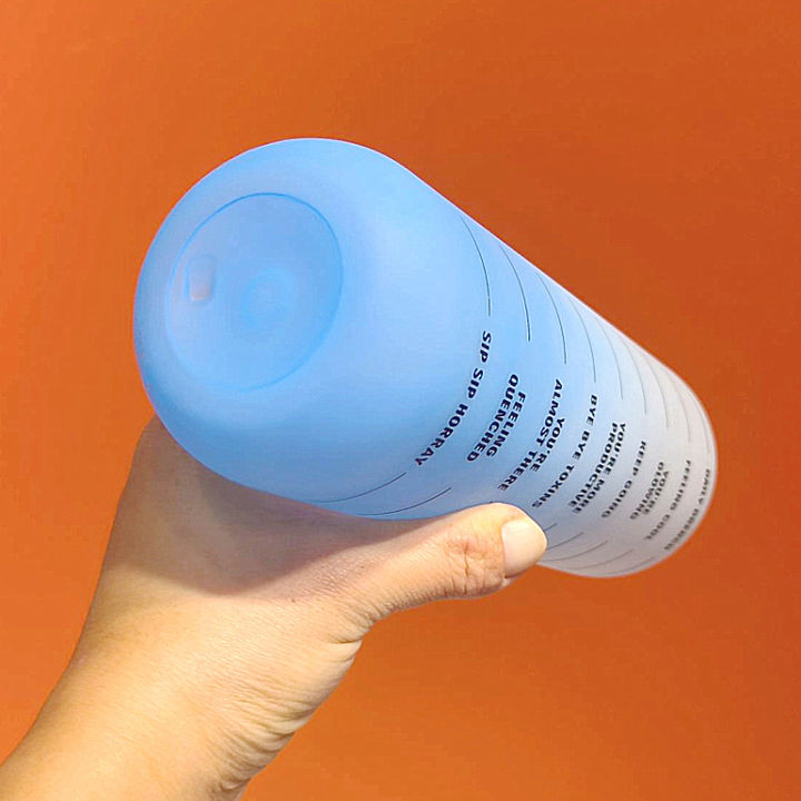 RTS High quality and large capacity 32oz Sport Fitness Gym plastic Water Bottles with metal lid and time marker in Stock Wholesale Distribution Center B2B