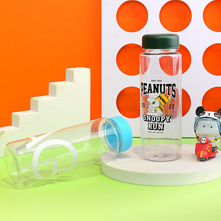Wholesale price LOW MOQ kids light bpa free OEM round fruits plastic water bottle 500ml transparent with scale Bulk Orders